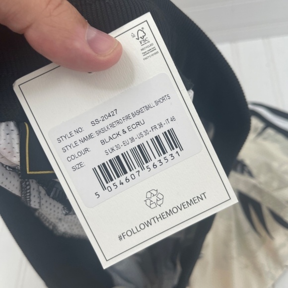 NWT SikSilk Retro Fire Basketball Short Small - Picture 6 of 10